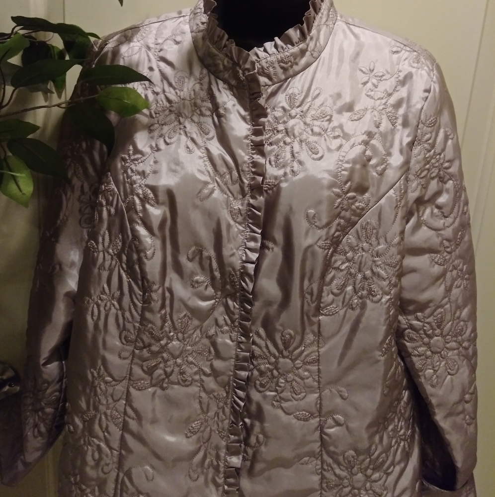 Chico's Hip Length Brocade Jacket